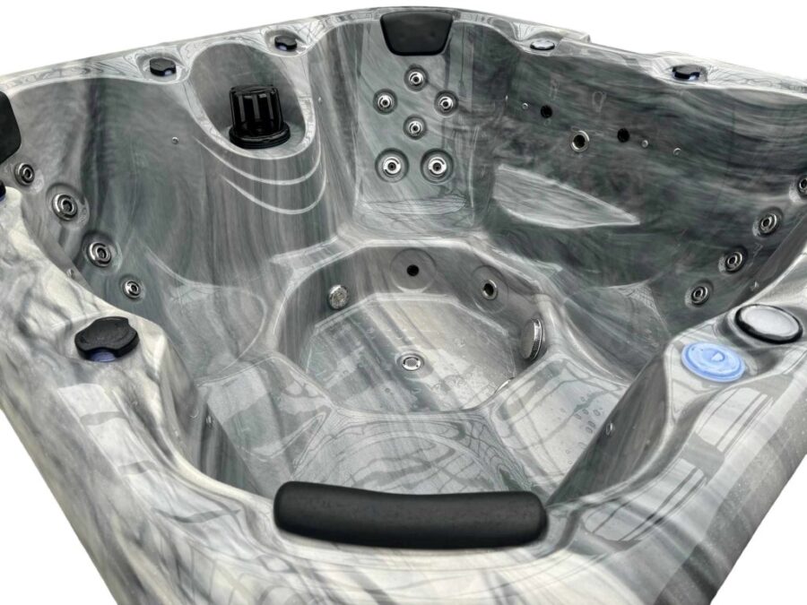 TOPÁZ PRÉMIUM AKRIL 4 személyes fatüzelésű jacuzzi - Image 15