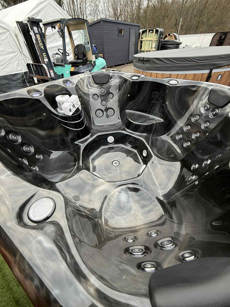 TOPÁZ PRÉMIUM AKRIL 4+3 SZEMÉLYES DÉZSA GECKO 3 KW ELEKTROMOS FŰTÉSSEL - Image 36