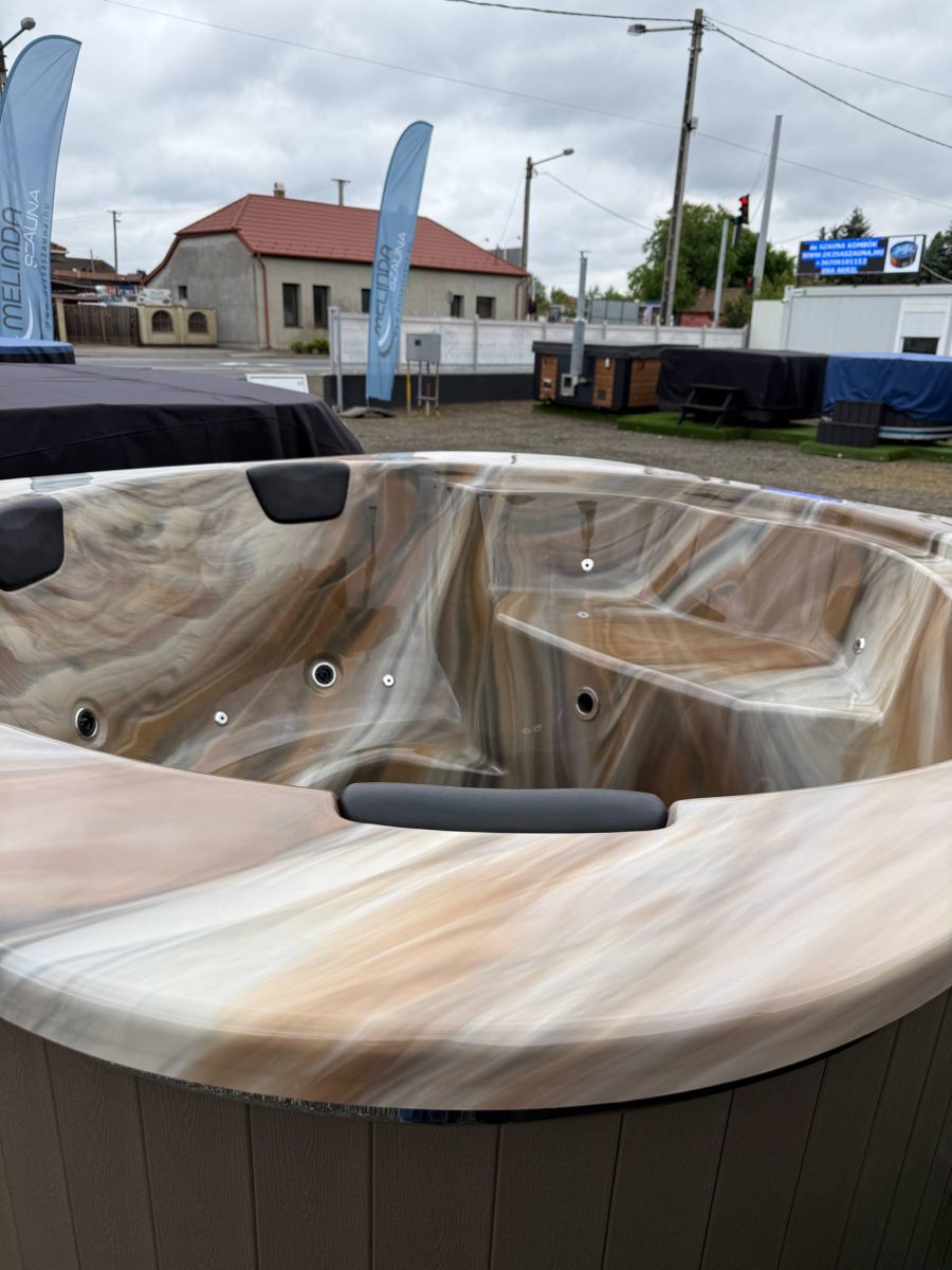 RUBIN 5 SZEMÉLYES PRÉMIUM NÉGYSZÖG ALAKÚ AKRIL DÉZSAFÜRDŐ INTEGRÁLT KÁLYHÁVAL, PLASTIC BORÍTÁSSAL - Image 12